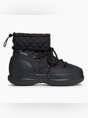 ✨NIB Moon Boot Mezzaluna Quilted Puffer Ankle Boots✨